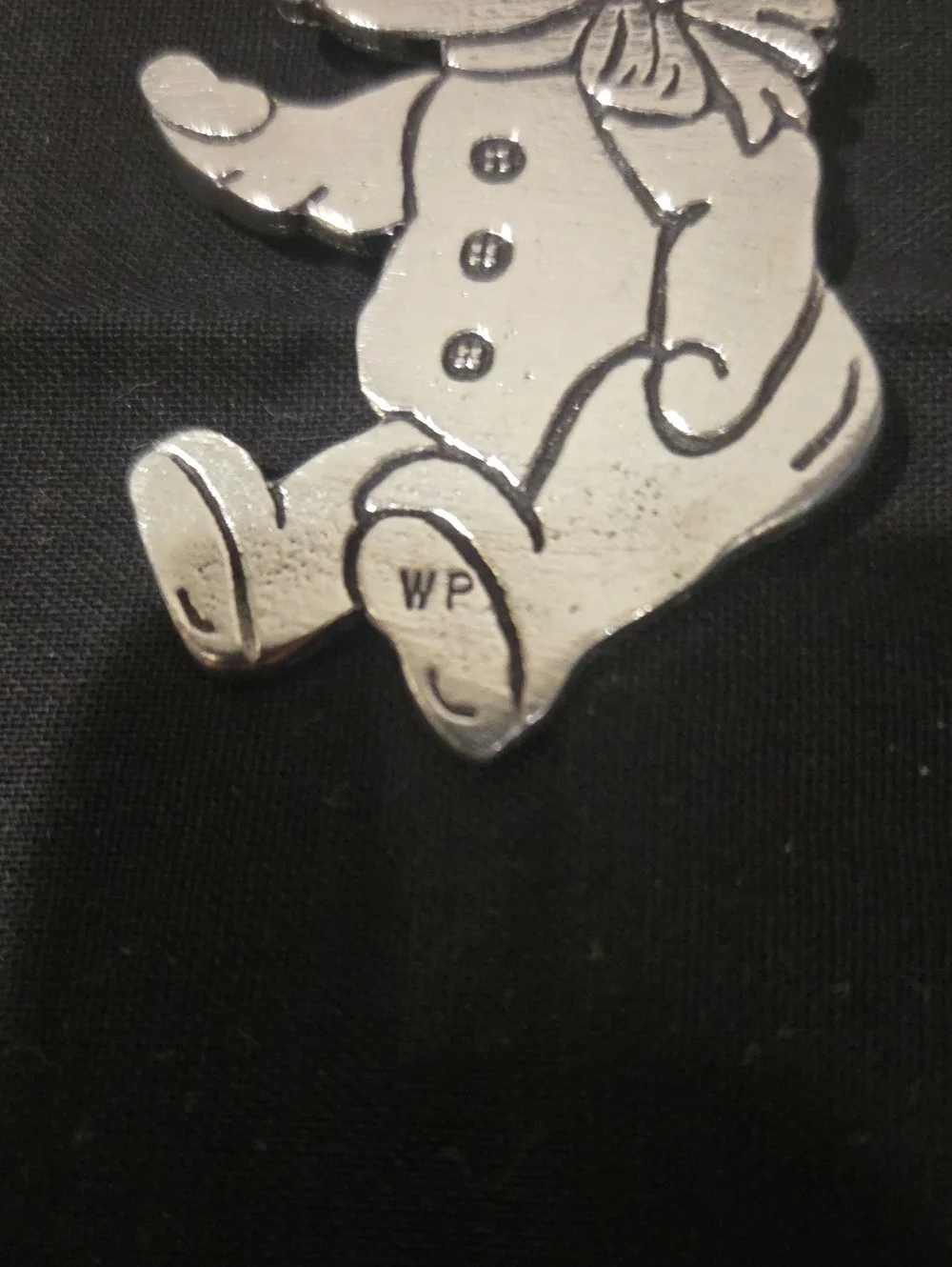 WOODBURY PEWTER TEDDY BEAR ORNAMENT